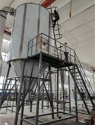 En máquina de torre de pulverización de secado de polvo de bajo costo y alta eficiencia